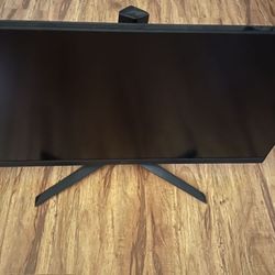 LG Ultragear 32"
