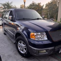 2004 Ford Expedition 