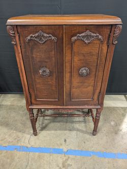 Vintage Carved Wood Radio Cabinet with Double Doors