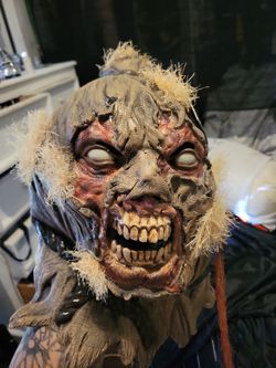 Scarecrow mask or zombie