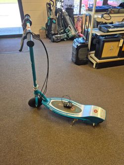 Razor E200 Electric Scooter With Charger