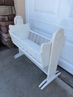 Doll cradle