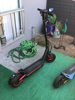 1200w peak ALL METAL!! 11” OFF-ROAD TIRES! E-SCOOTER( ITSA BIG SCOOTER) ( Brand New ) first $500 OBO “ pick Up Only