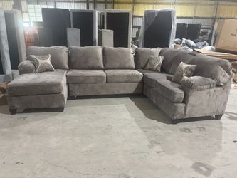 Living room sectional