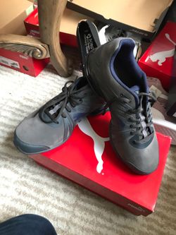 Men’s size 9 new pumas $22