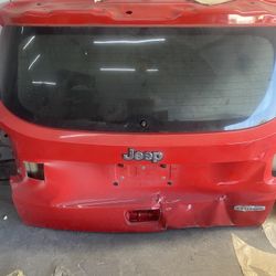 2020 Jeep Renegade Tailgate 
