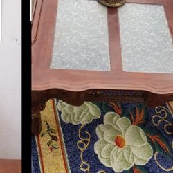 BEAUTIFUL VINTAGE CENTER TABLE REAL WOOD STURDY GLASS EAGLE LEGS 