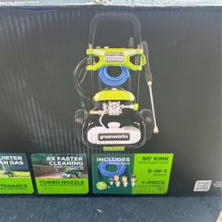 Pressure Washer 2000 PSI Greenworks New!!