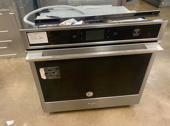 Built in smart single wall oven Whirlpool 30 inch wide stainless steel