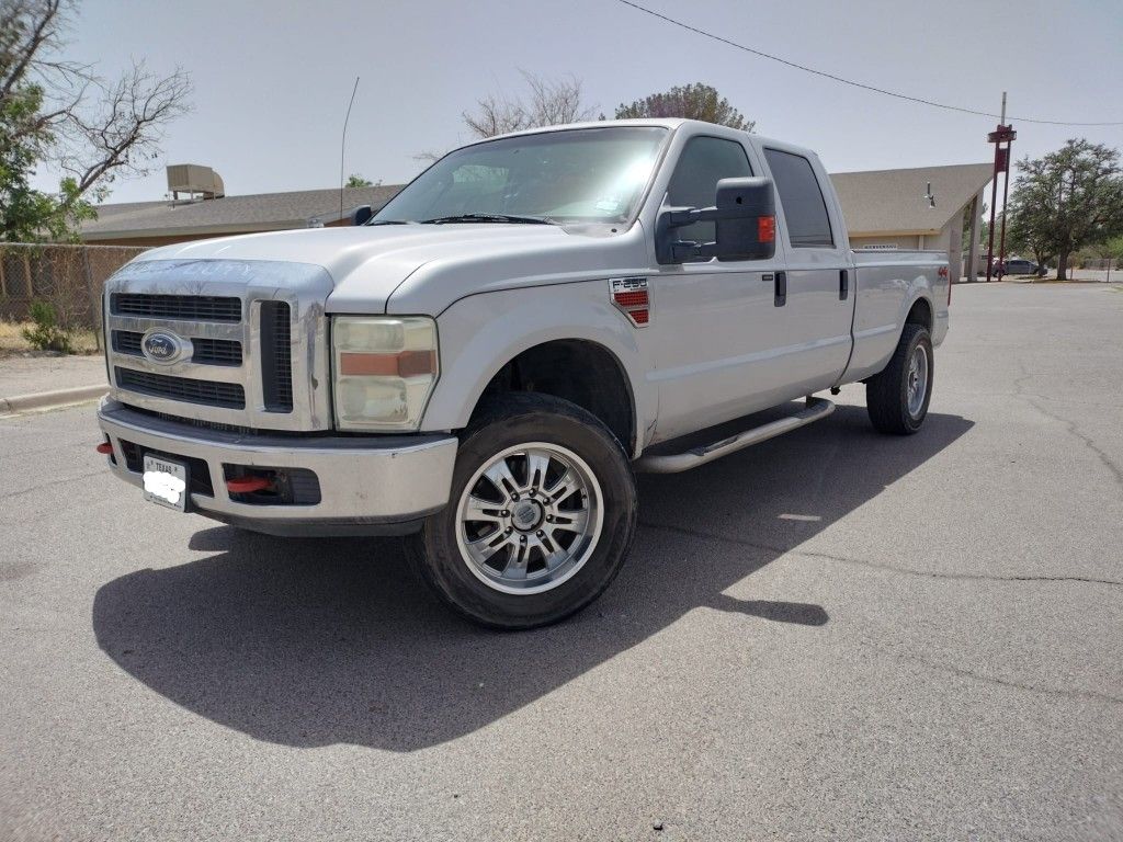 2008 Ford F-250 Super Duty XLT 4dr SuperCab SB
