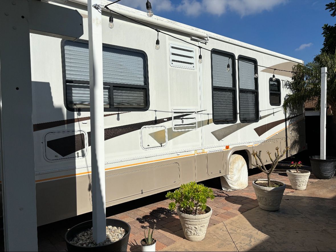 2008 Fleetwood Tioga 31M