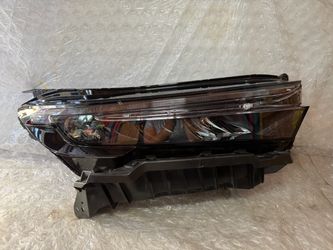 2023-2024-2025 Honda CR-V CRV Headlight Right Passenger Side OEM
