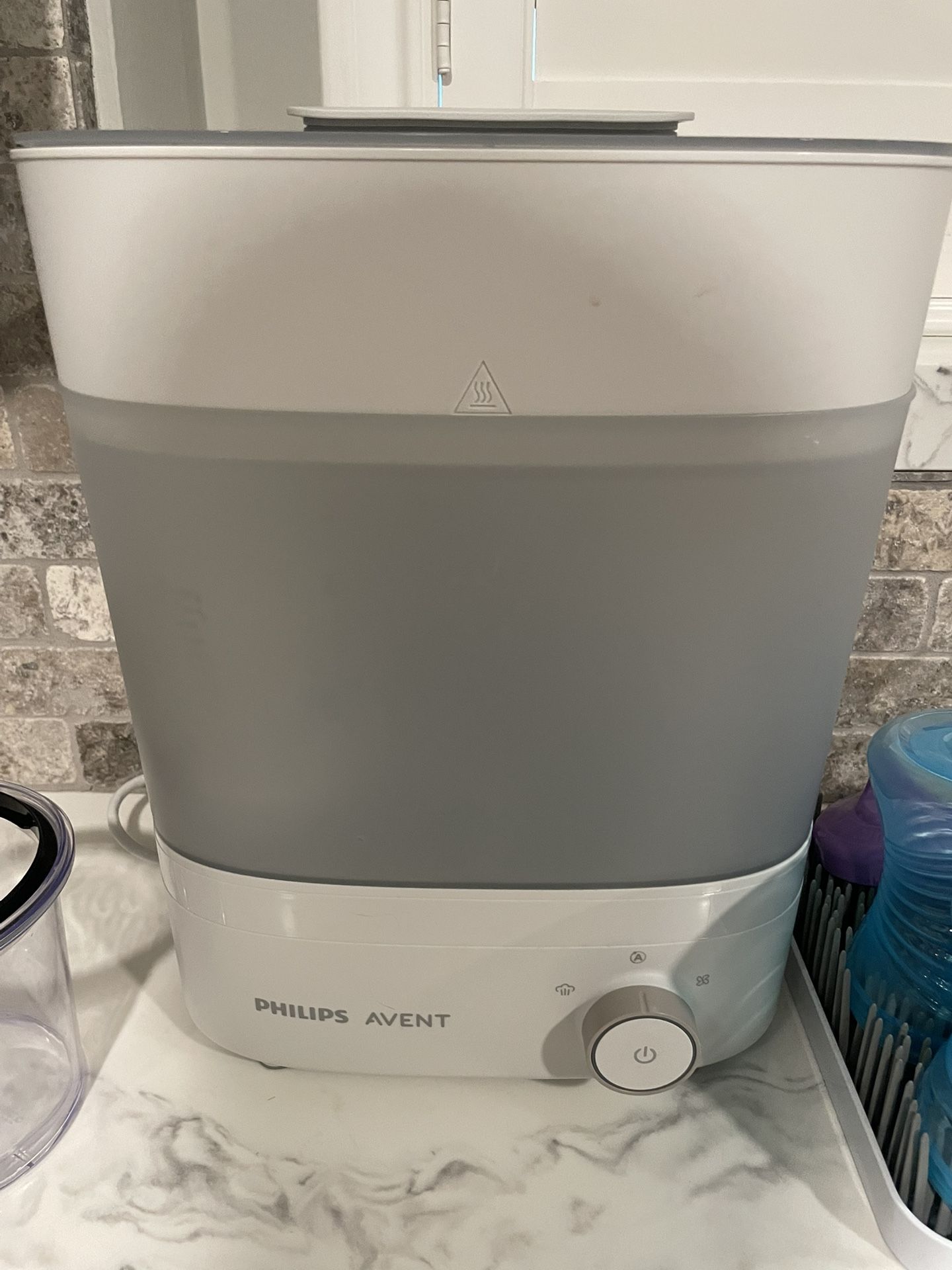Phillips Avent Bottle Sterilizer With Dryer