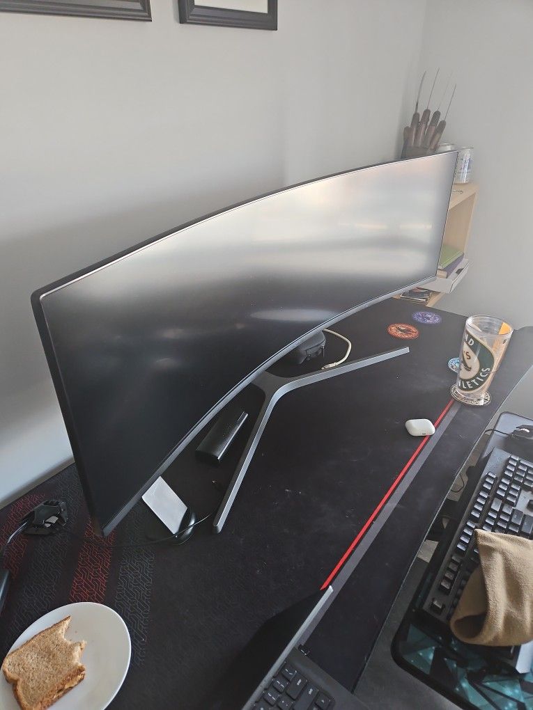 Samsung G9 Oddysey 49 Inch Curved Monitor