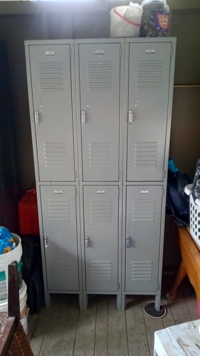 Double Tier Locker