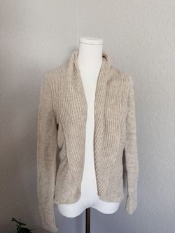 Apt. 9 Cream cable knit cardigan with cowl neck and long sleeves. Size M