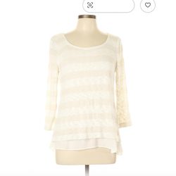 White House Black Market Ivory  metallic gold 3/4 Sleeve Top Size M