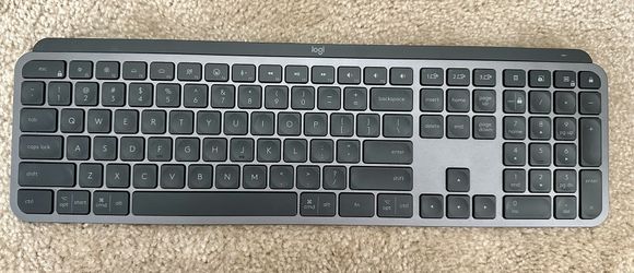 Logitech Mx keys Keyboard 