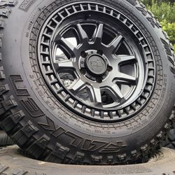 4 wheels 17x9 Tires 33 Available