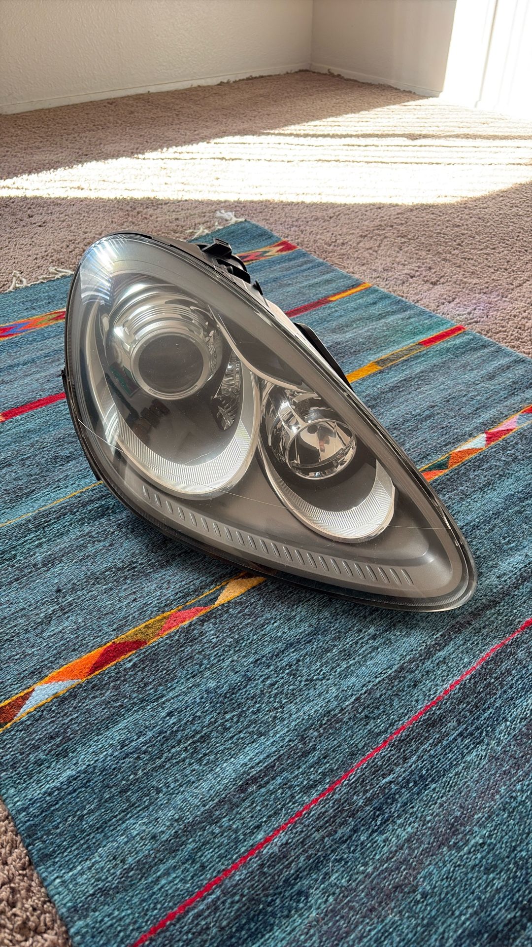 958 Porsche Cayenne Bi Xenon Headlight. Passenger Side