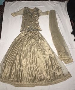 Traditional Indian clothing!