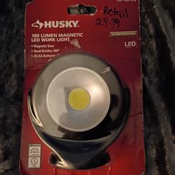  Husky 180 Lumen Magnetic Led Work Light 