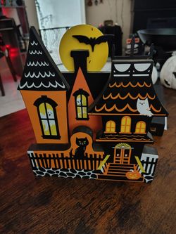 Halloween Haunted House Wooden Decoration