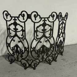 Decorative Iron Fireplace Screen