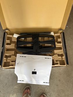 Full Motion TV Wall Mount Bracket