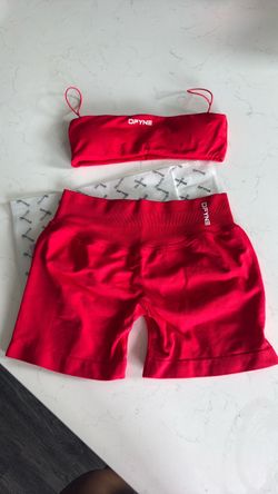 Dfyne workout set