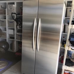 Kitchen aid Built In Refrigerator 
