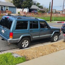 1999 Jeep Cherokee Sport