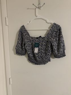 Roxy Floral Crop Top Size S- BRAND NEW TAGS ON