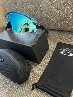 Oakley encoder