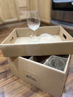 Pottery Barn Set Of 12 Wine Glasses (Brand New In Box) for Sale in Maple  Valley, WA - OfferUp
