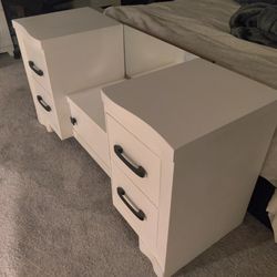 Bench/Drawer Unit With Mirror
