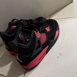 Jordan 4s