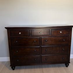 Hardwood 9 Drawer Dresser
