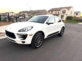 2017 Porsche Macan