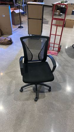 Black Mesh Mid-Back Office Chair