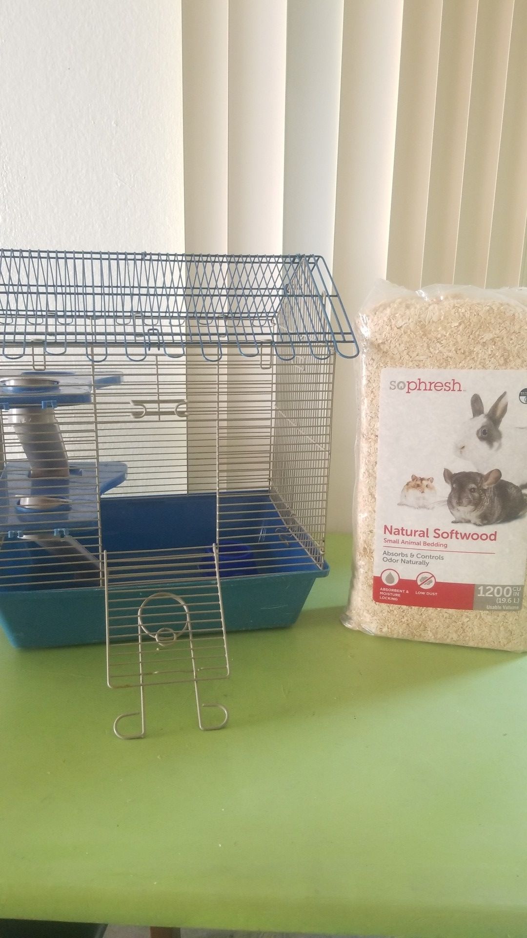 Hamster / Bird Cage + Hamster Bedding