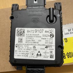 GMC Sierra RH Blind Sensor Module (Part Number On The Picture )