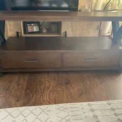 Entertainment Stand 