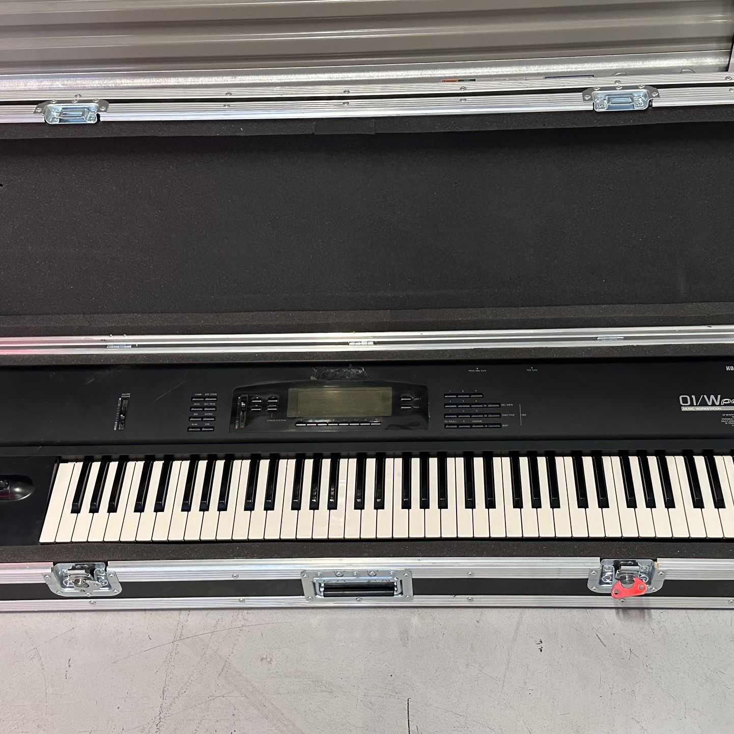 Korg 01/W Pro 76-Key Synth w/ Flight Case! for Sale in Phoenix, AZ 
