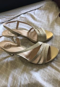 Small high heel size 9 M good for a graduation