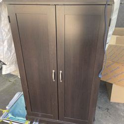 Armoire