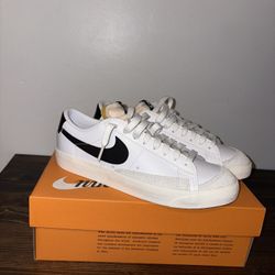 Nike Blazer Low '77