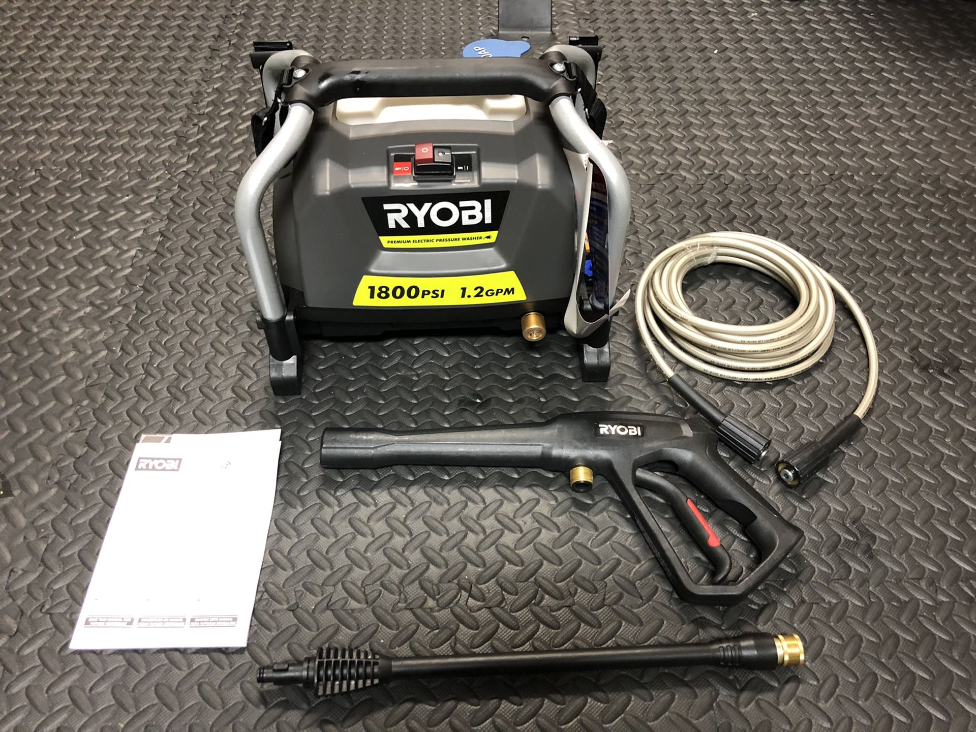 RYOBI 1,800 psi 1.2 GPM Electric Pressure Washer (NEW)