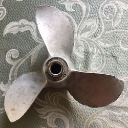 Fall Sale - Small Boat Propellers