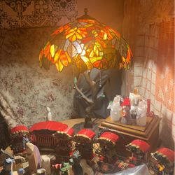 Antique Stained Glass Table Lamp 